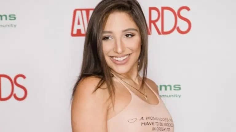 Abella Dangers Age Height Boyfriend Biography And Net Worth Are 1087